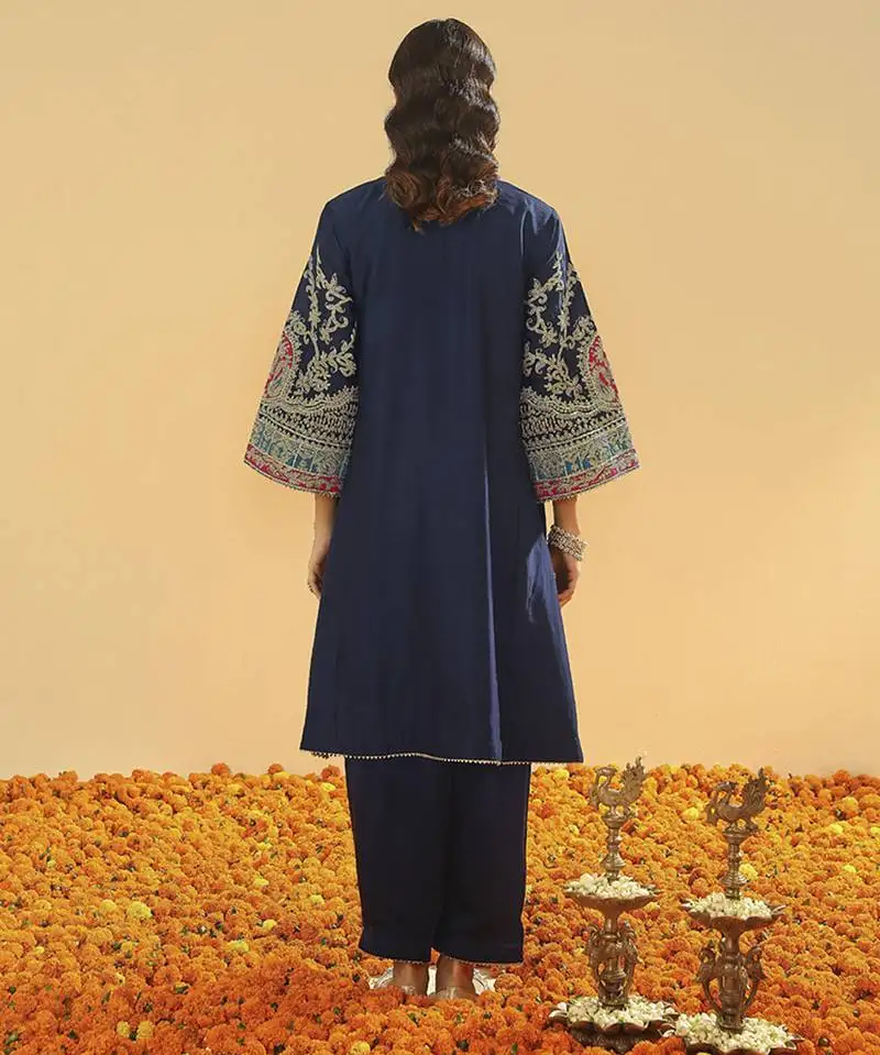 Blue embroidered chanderi silk kurta set