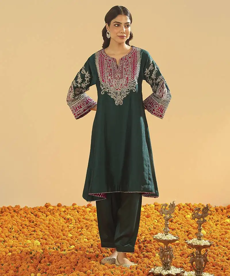 Emerald embroidered chanderi silk kurta set