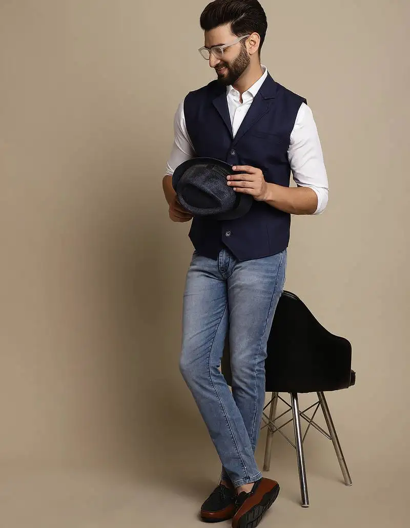 Waistcoat with notched lapel