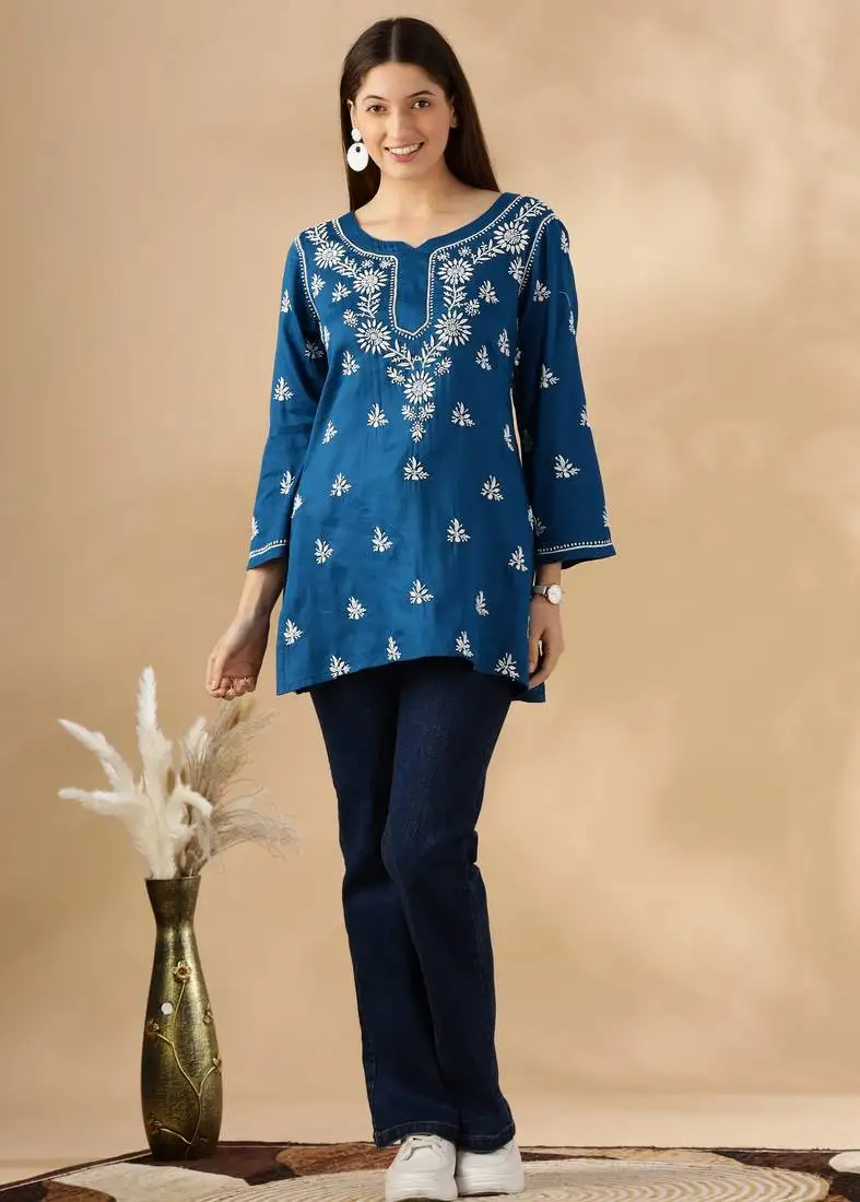Chickenkari embroidered thread work cotton straight short kurta