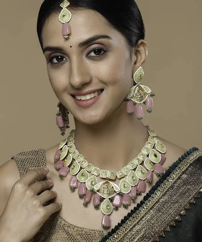 Basil necklace with earring jewellery set