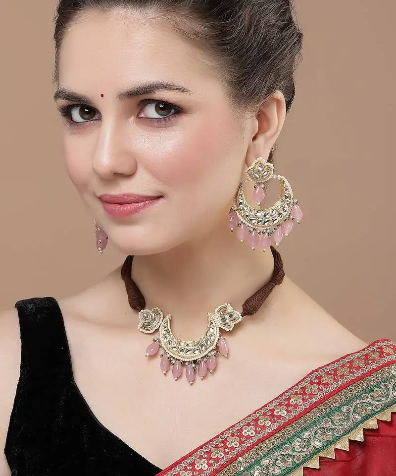 Gulnasreen necklace with earring jewellery set