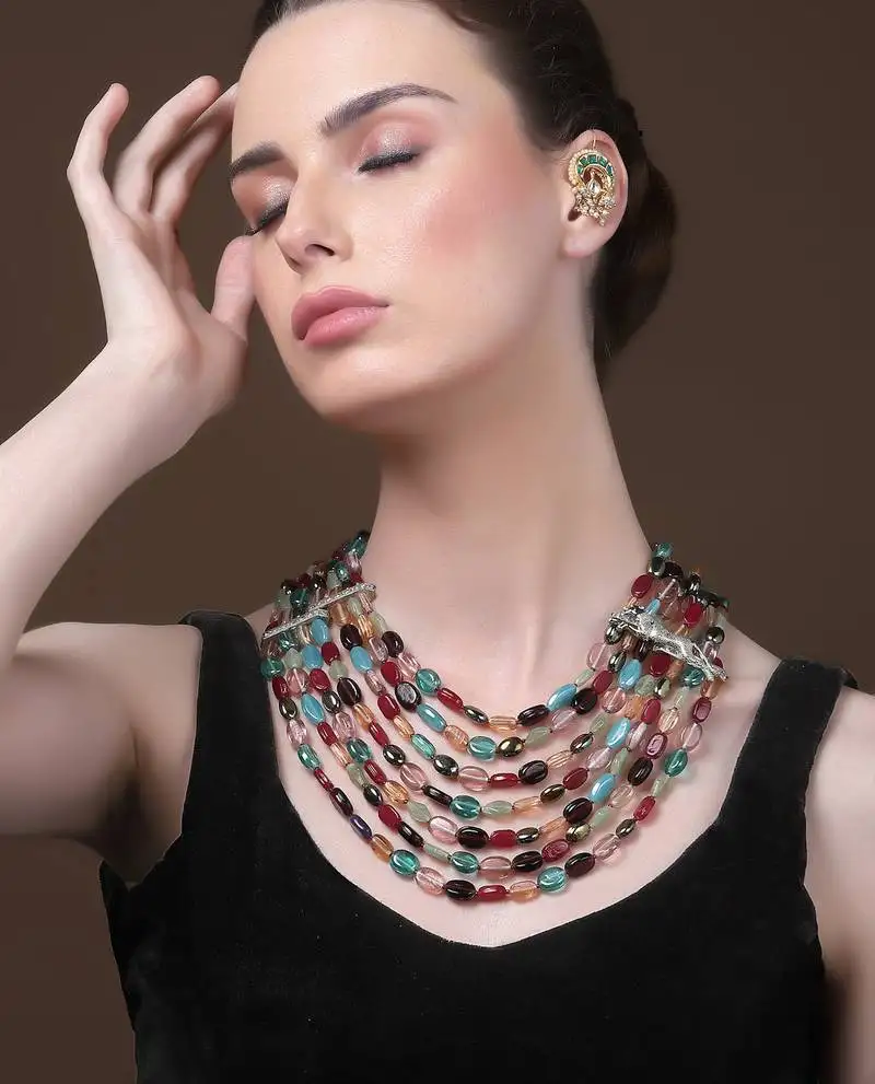 Weed string necklace