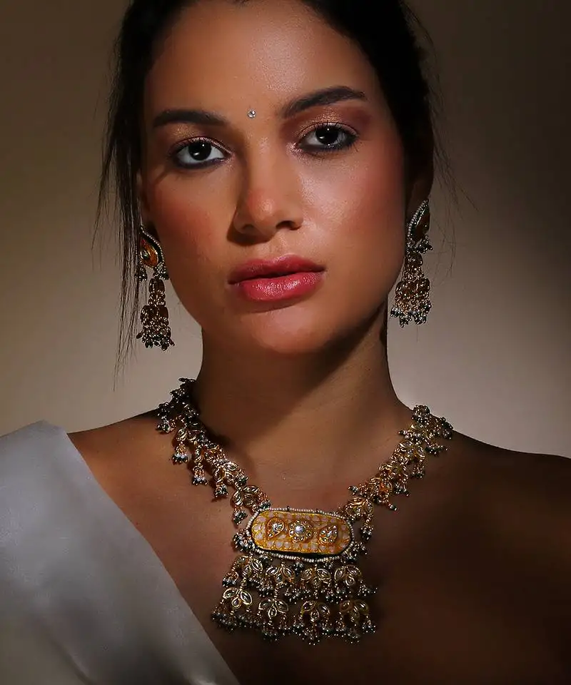 Tulip necklace with earring jewellery set