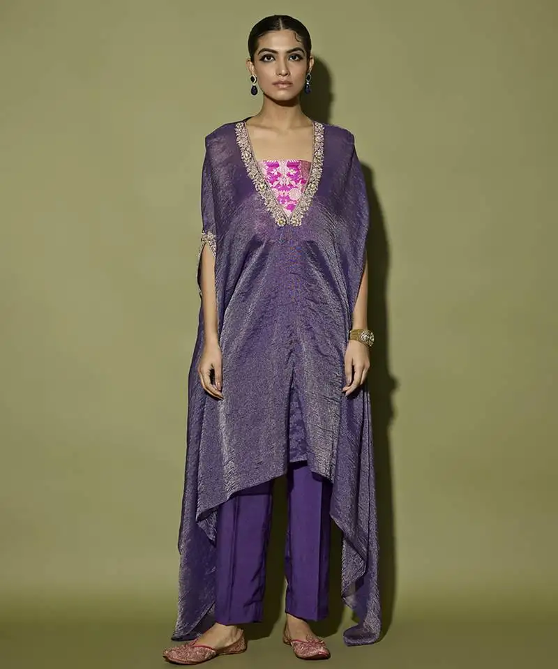 Purple plain tissue kaftan set withneck line embroidered