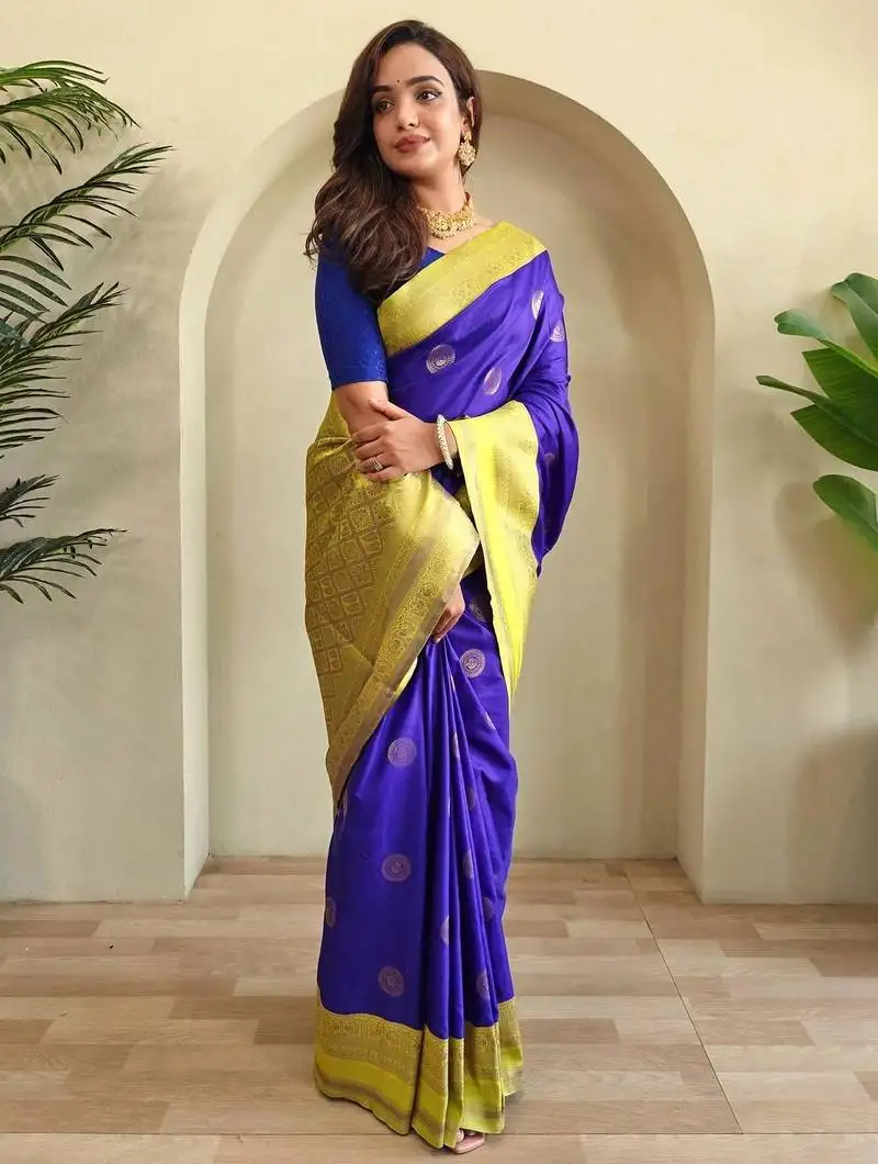 Royal blue silk blend zari weaving saree with blouse