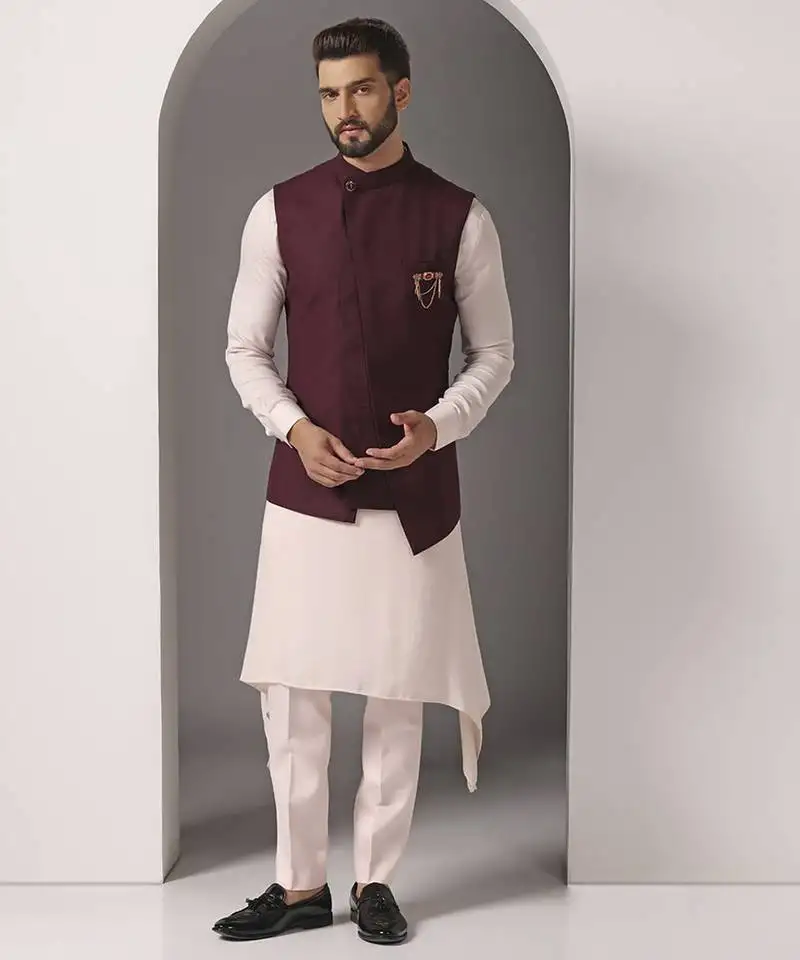 Pink plain cotton kurta set with maroon jacket