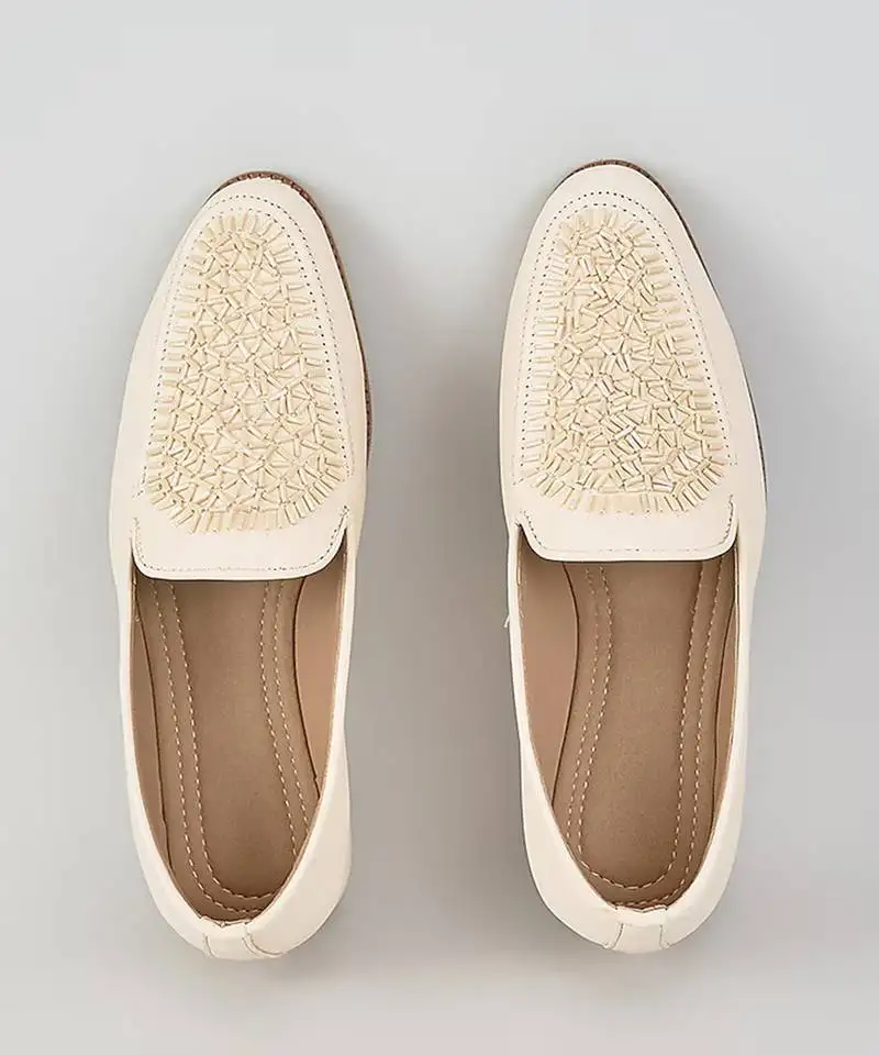 White woven leather mens juttis