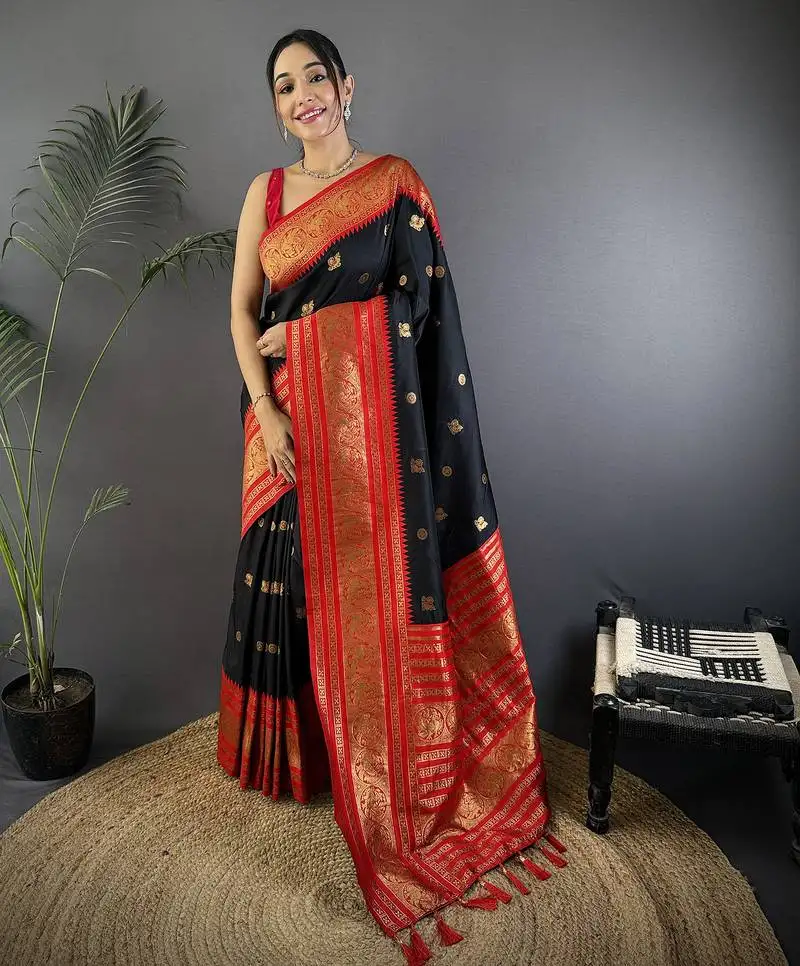 Black silk blend butti zari weaving banarasi saree with woven saree