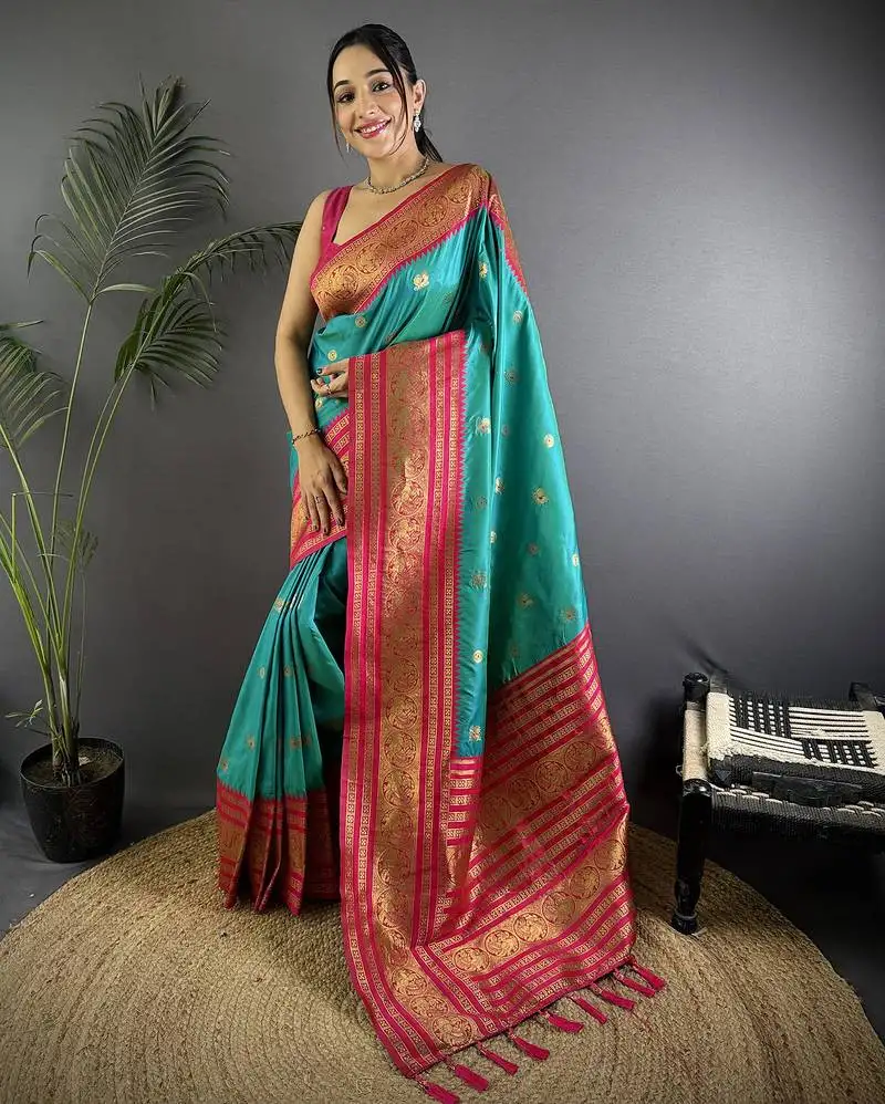 Turquoise silk blend butti zari weaving banarasi saree with woven saree