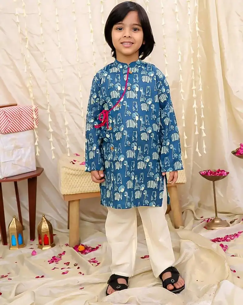 Blue printed cotton jungle jam kurta pyjama set for boys