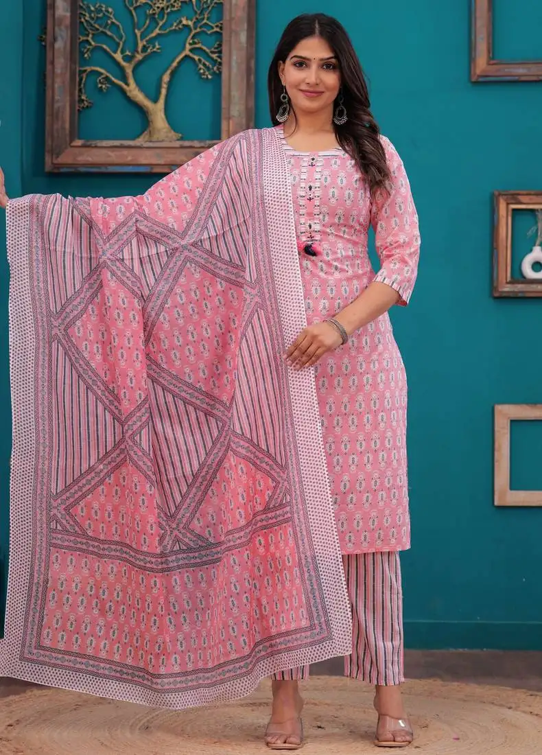 Baby pink ethnic printed kurti & trouser with voile printed dupatta