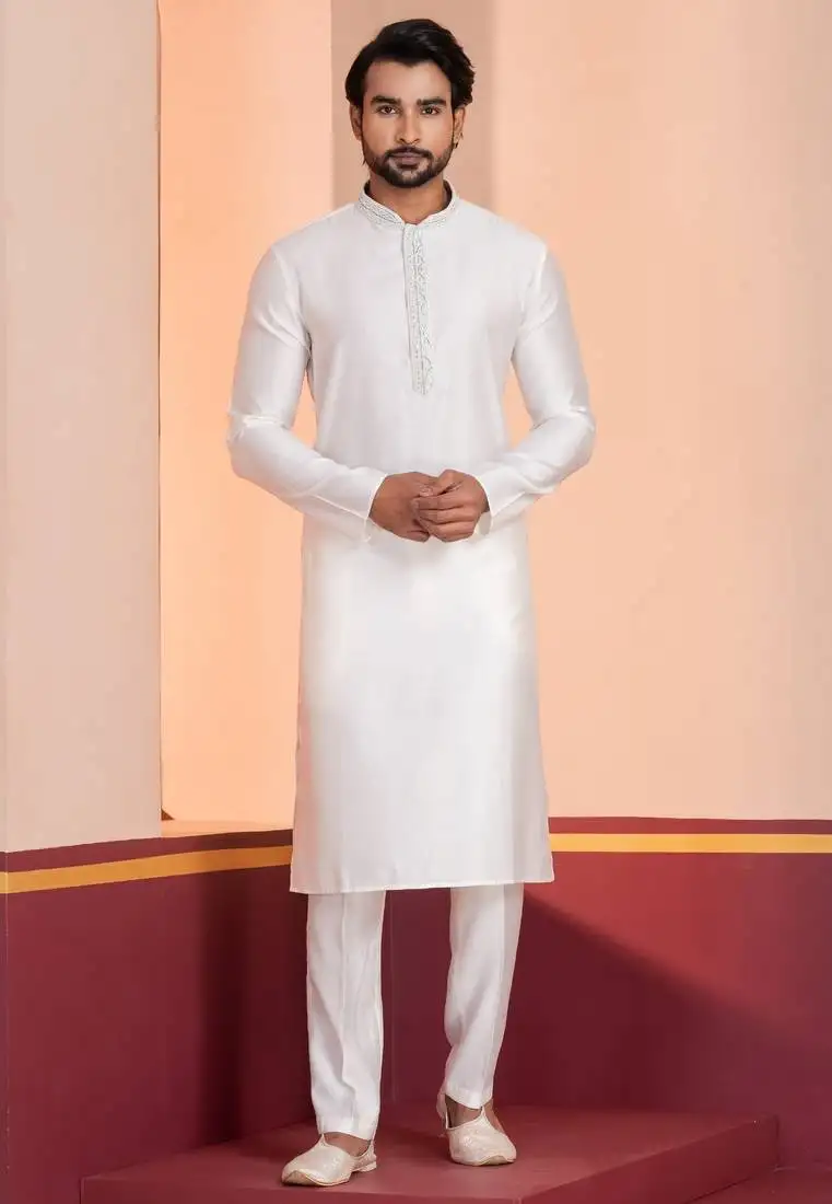 White blended cotton kurta pyjama set