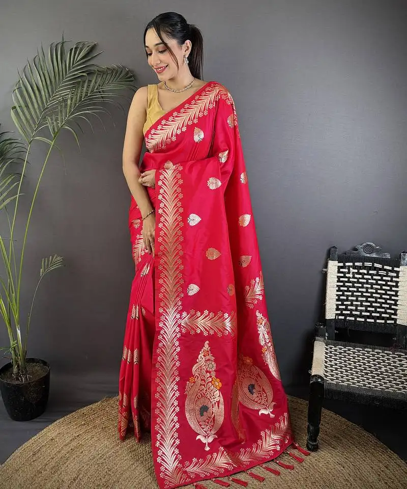 Pink silk blend meenakari zari weaving banarasi saree