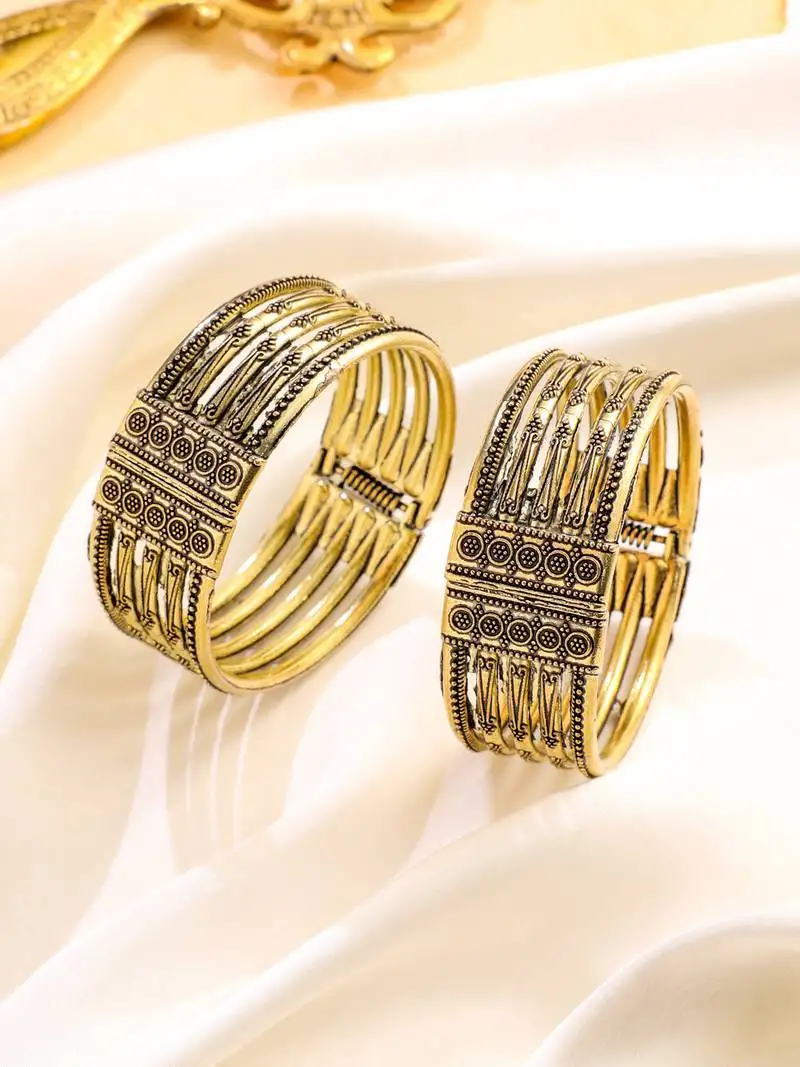 Women set of 2 gold plated oxidised bangles