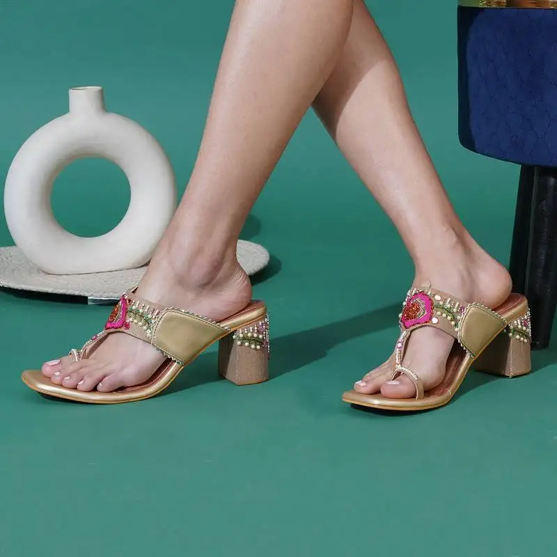 Multicolor embroidered leather heels