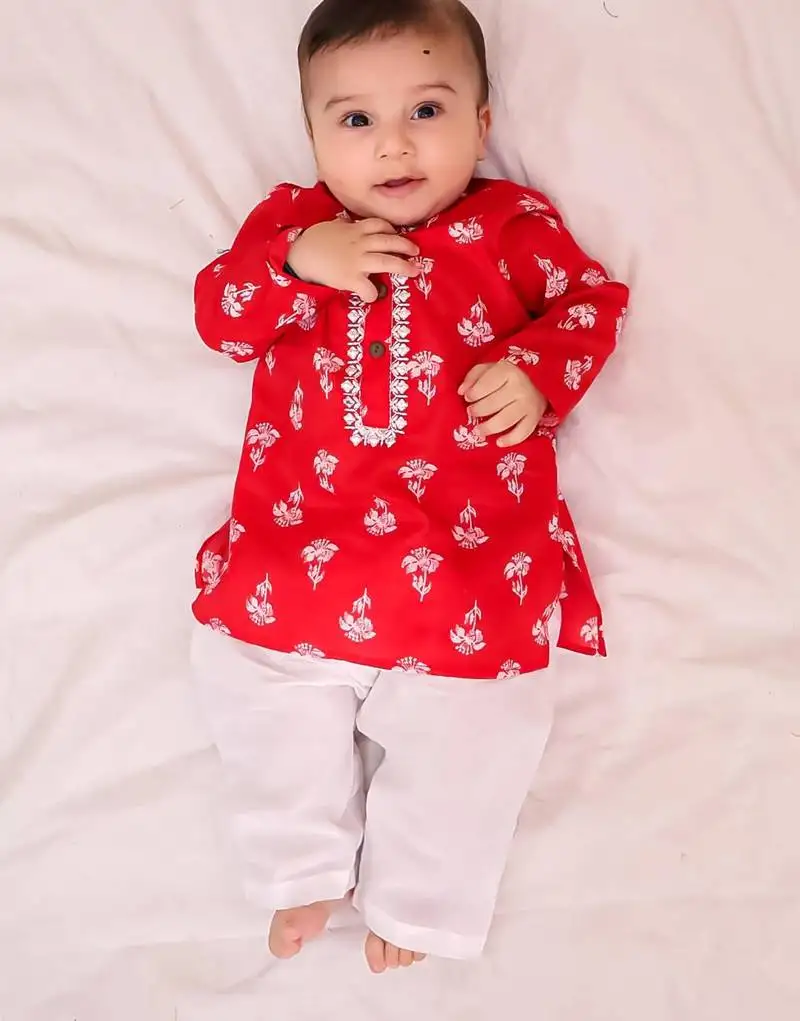 Red embroidered cotton threads kurta pyjama set for boys
