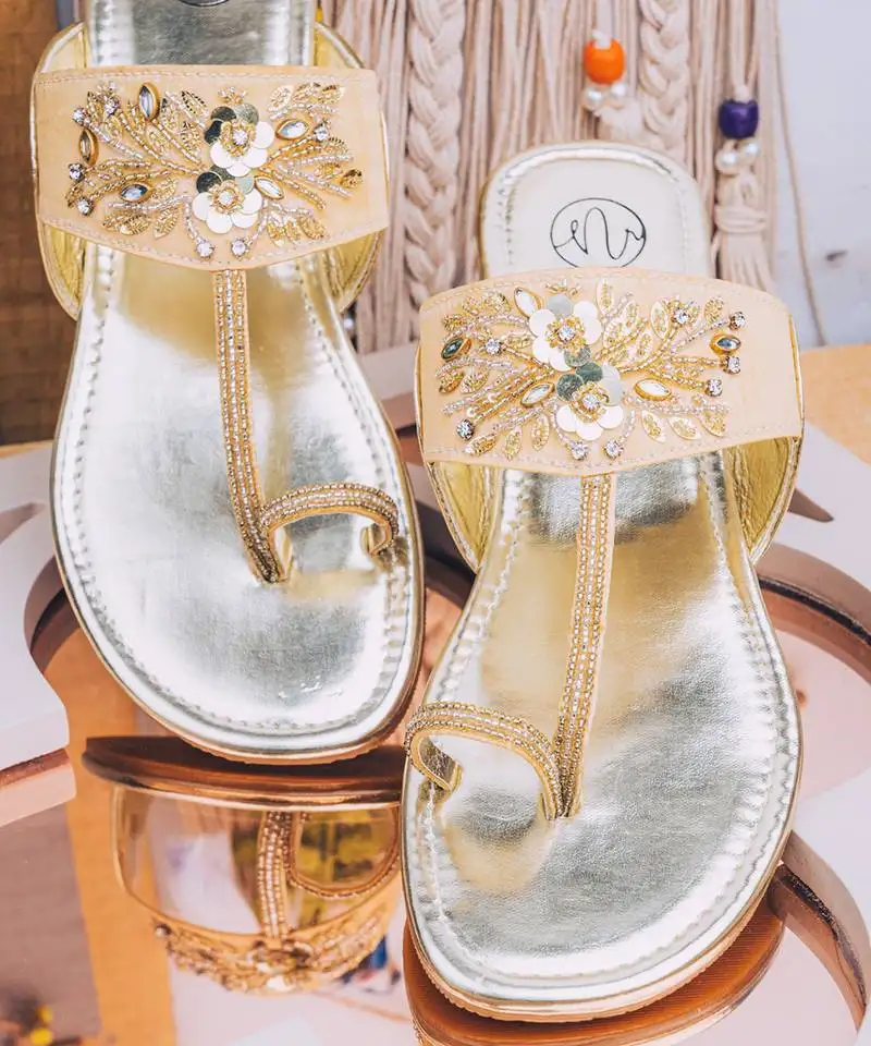 Gold embroidered leather kolhapuris