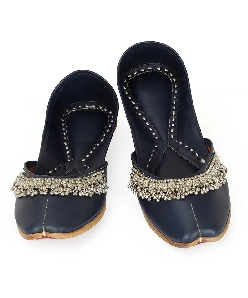 Dark blue embroidered leather juttis