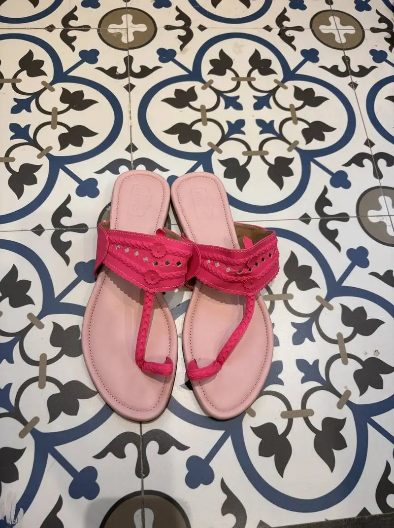 Light pink and neon pink kolhapuri