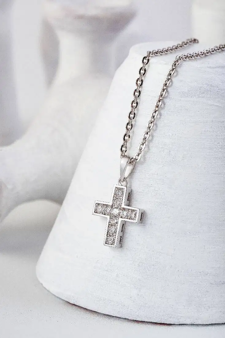 Silberry christ's vogue pendant - silver, cubic zirconia