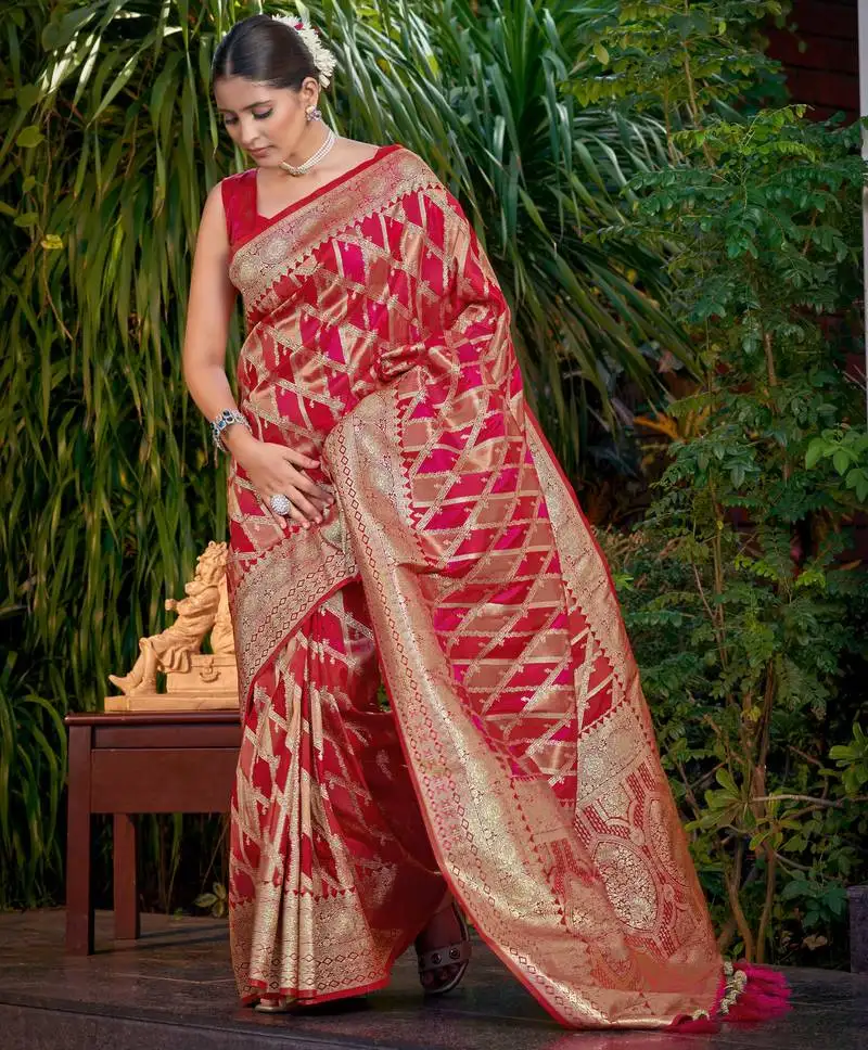 Manohari women's most trendy banarasi satin silk woven dark pink saree with heavy jacquard work saree with blouse piece