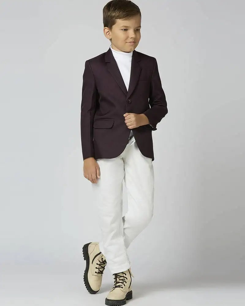 Full sleevs solid elegance blazer - wine