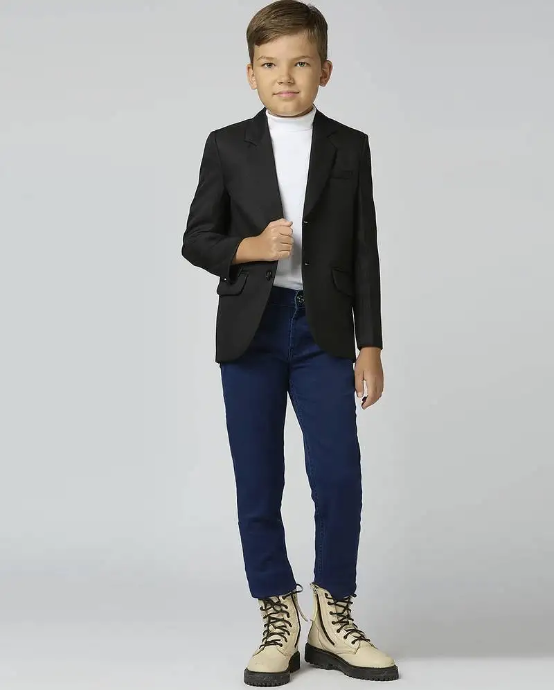 Full sleeves solid elegance blazer - black