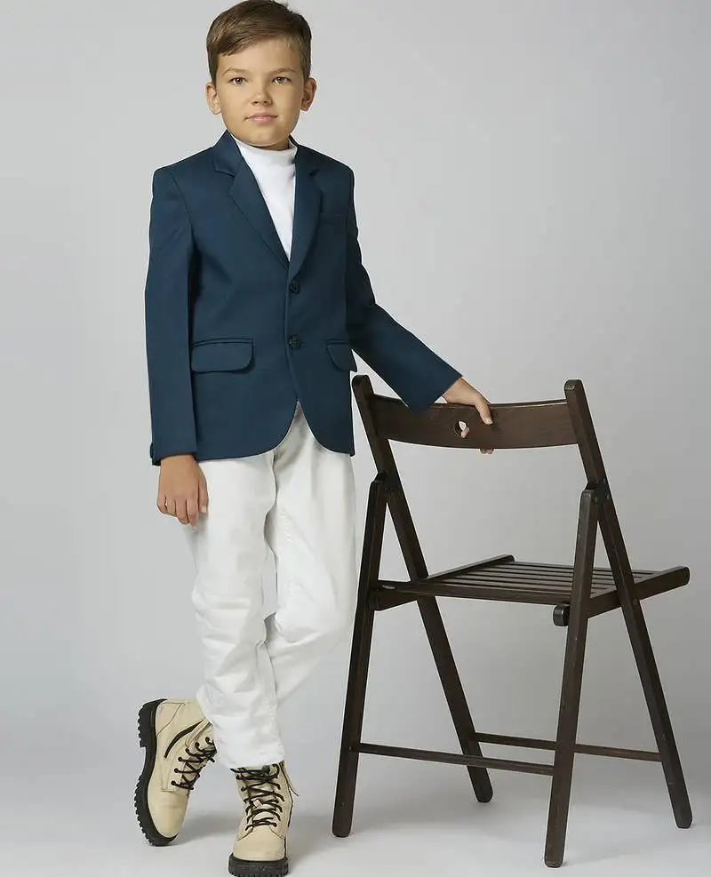 Full sleeves solid elegance blazer - peacock green