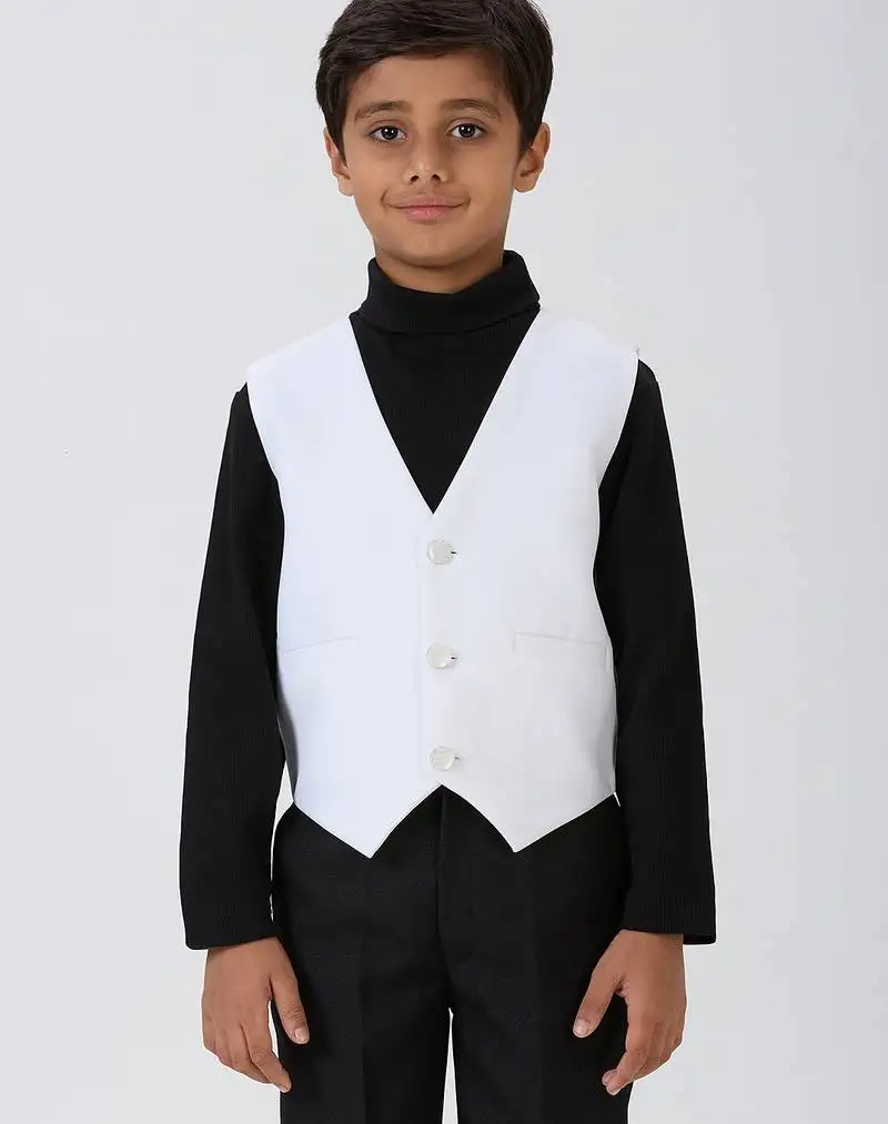Solid sleeveless waist coat - white