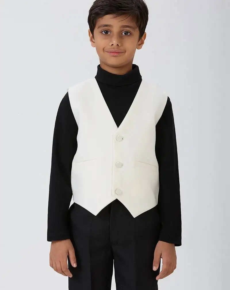 Solid sleeveless waist coat - off white