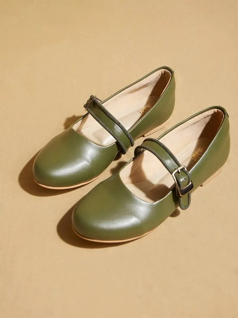 Green solid leather ballerinas
