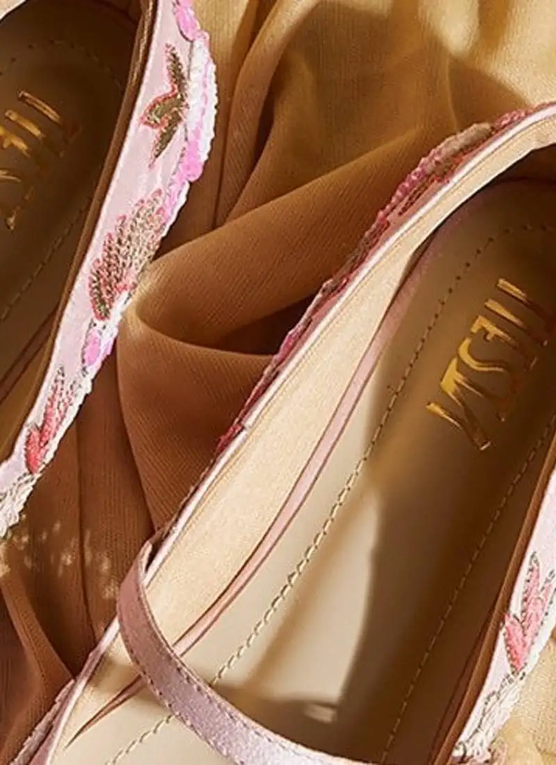 Pink embroidered satin ballerinas