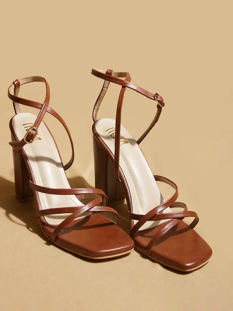 Brown solid leather heels
