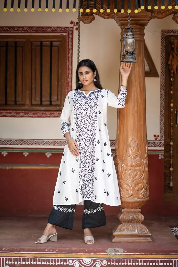 Tanya-chikankari-chanderi-kurta
