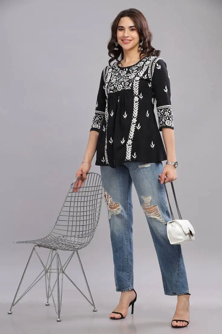 Adah-chikankari-cotton-top