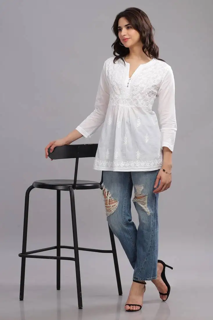 Afza-chikankari-cotton-top