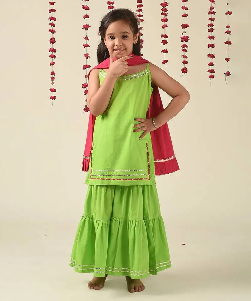 Green cotton woven girls clothing set
