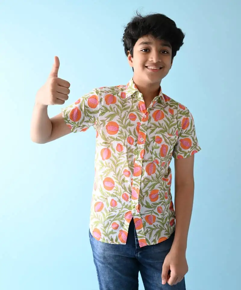 Multicolor woven cotton boys floral printed shirt