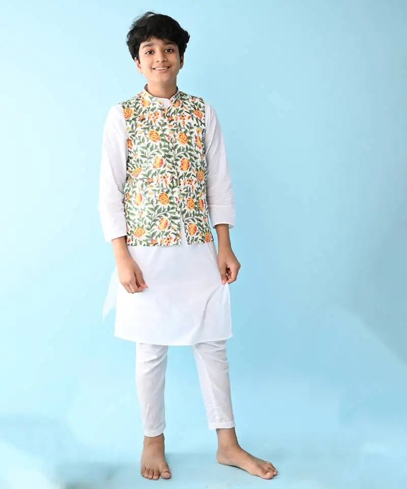 Multicolor cotton woven boys kurta pajama with vest