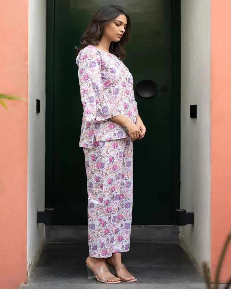 Cotton white cross pattern floral coord set