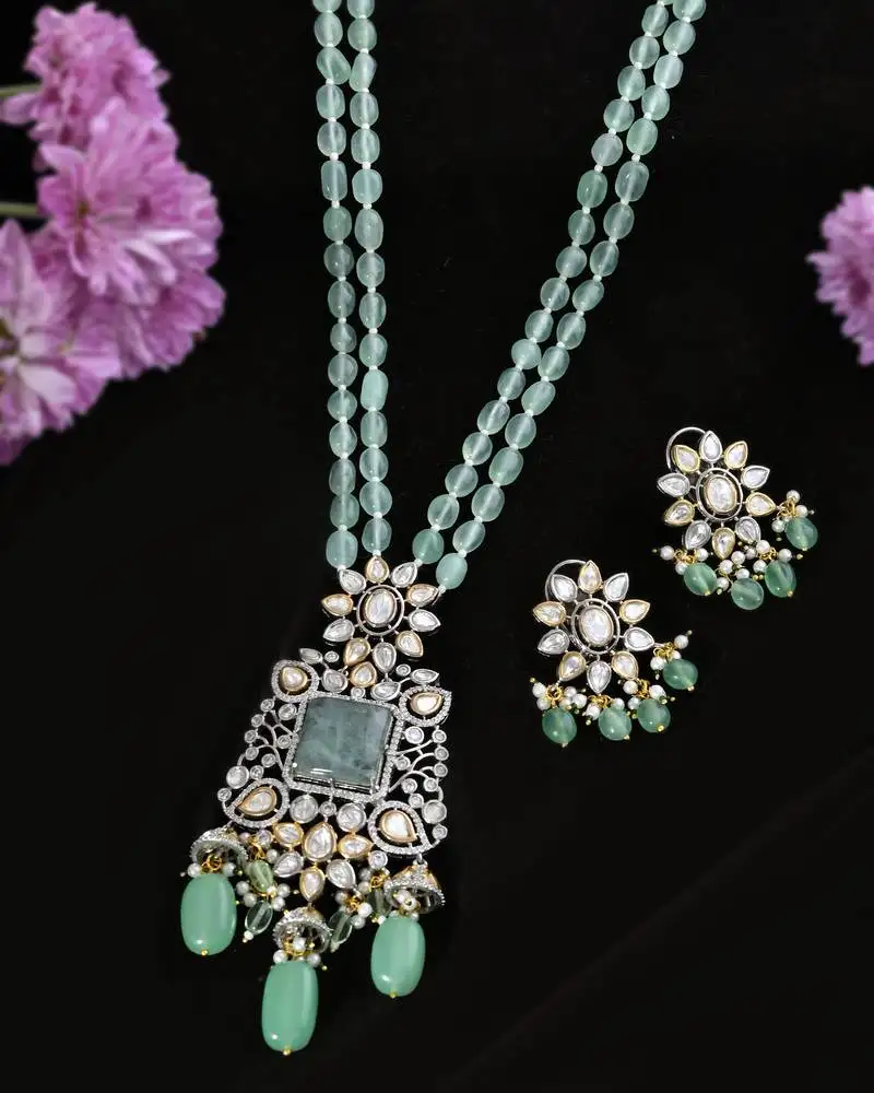 Exquisite green beaded kundan jewellery set