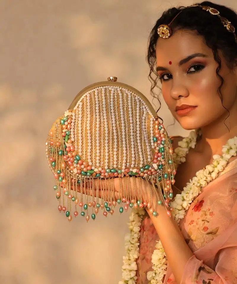 Gold suede detachable handle