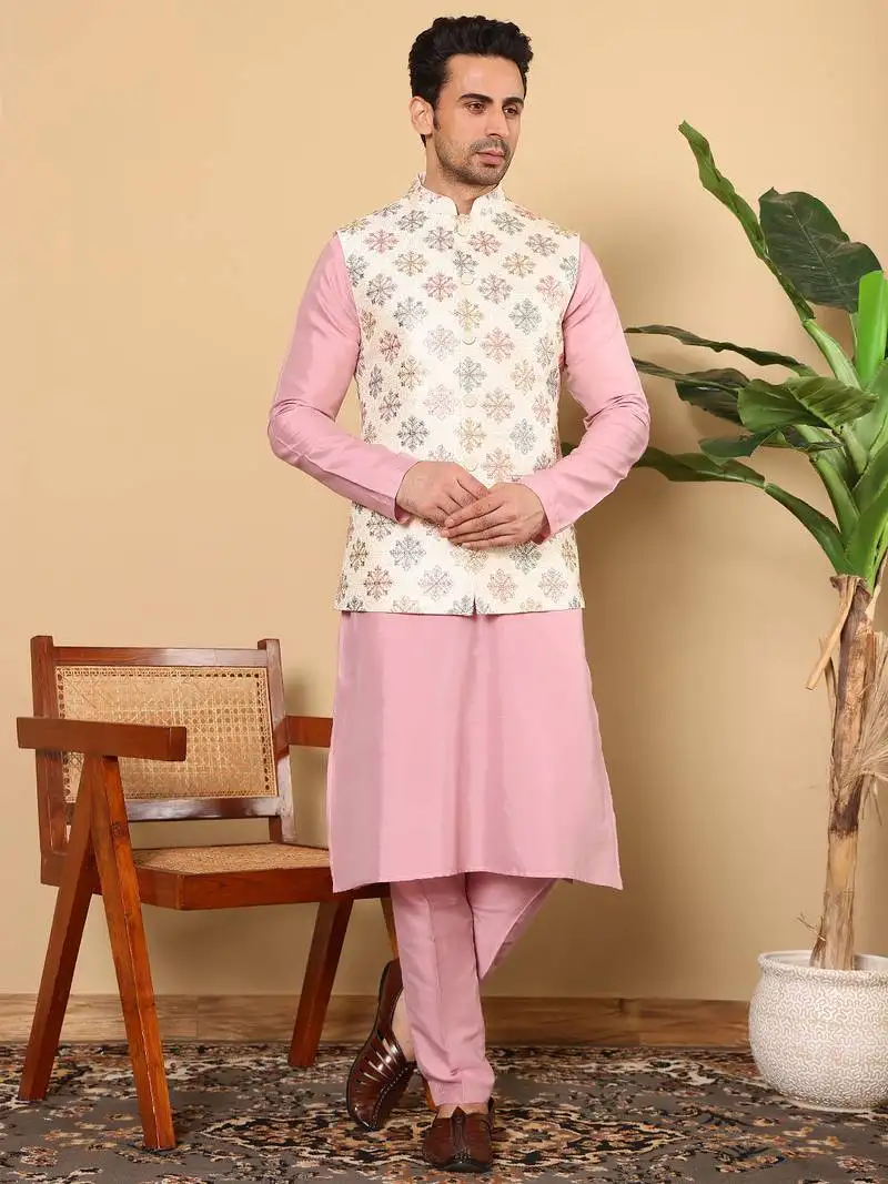 Pink viscose embroidered pajama