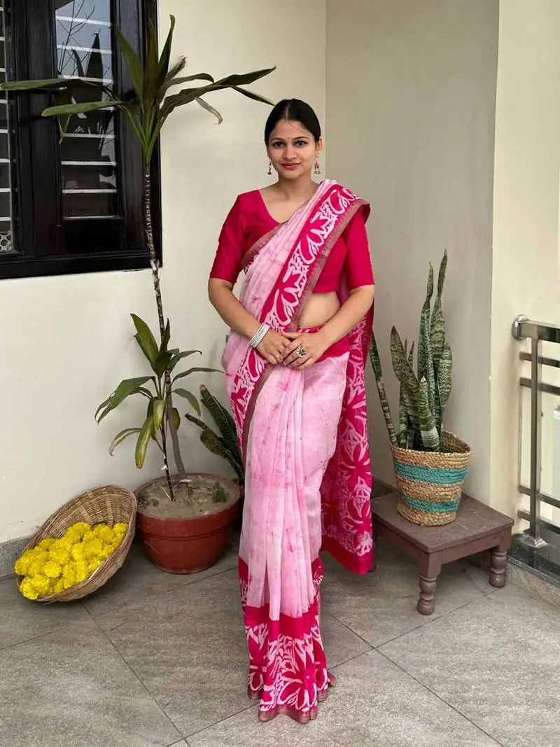 Pink batik work pure chanderi silk maheshwari border saree with blouse piece
