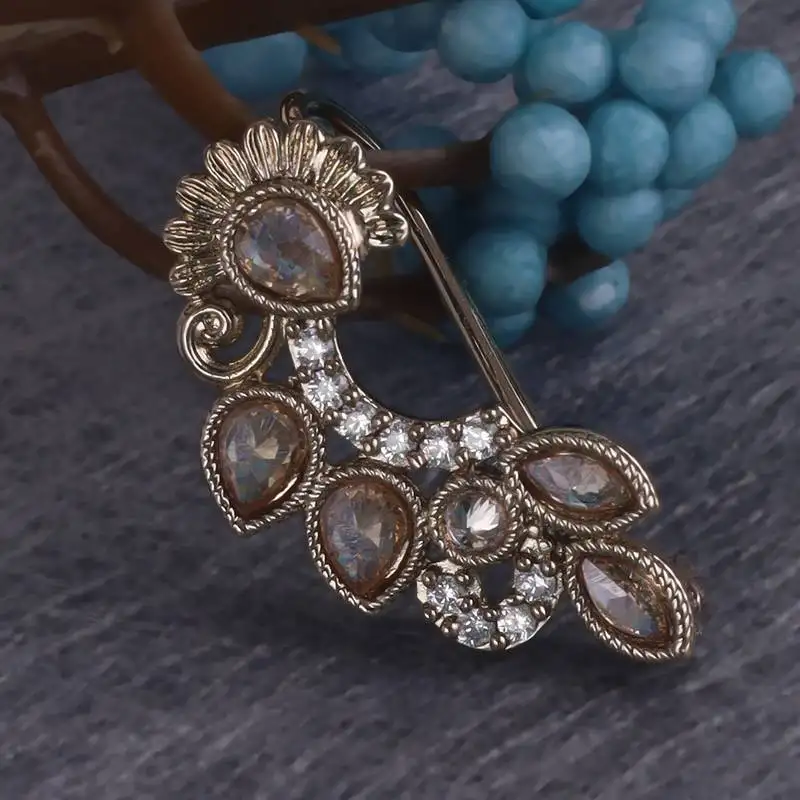 Traditional flower and oval shape gold plated nosepin(nathiya) for women