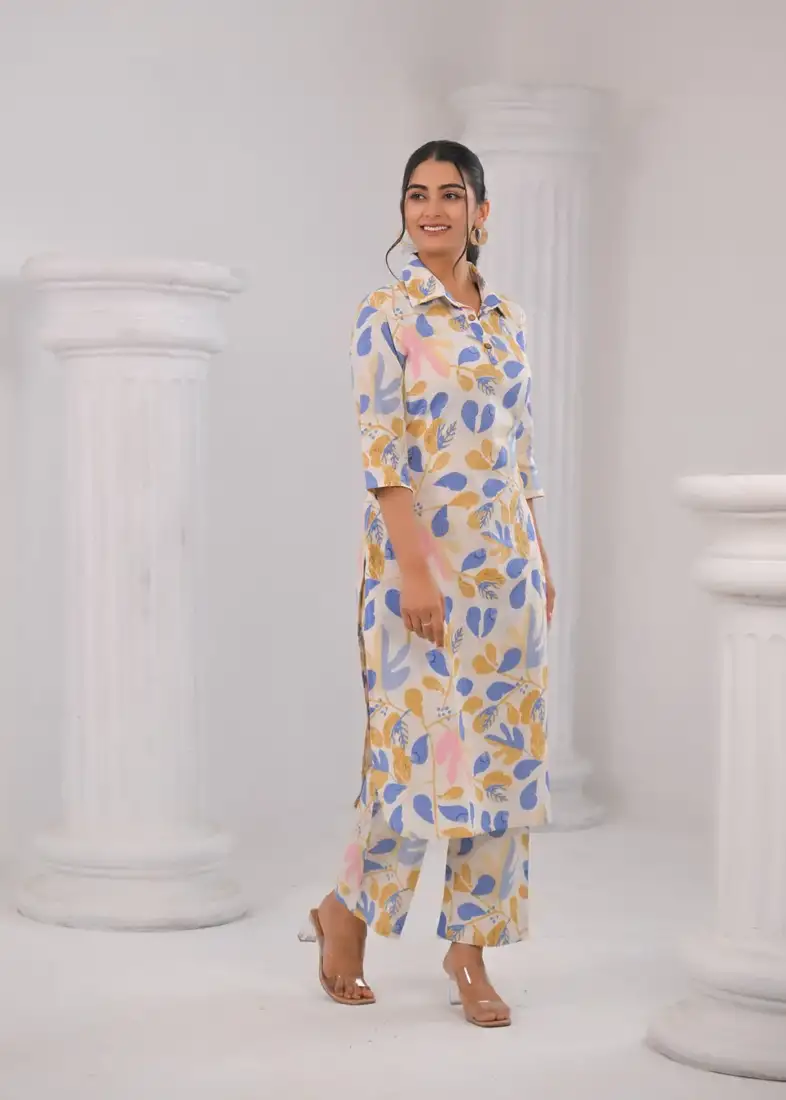 Viaana big checks ear knot hair band dark pink color