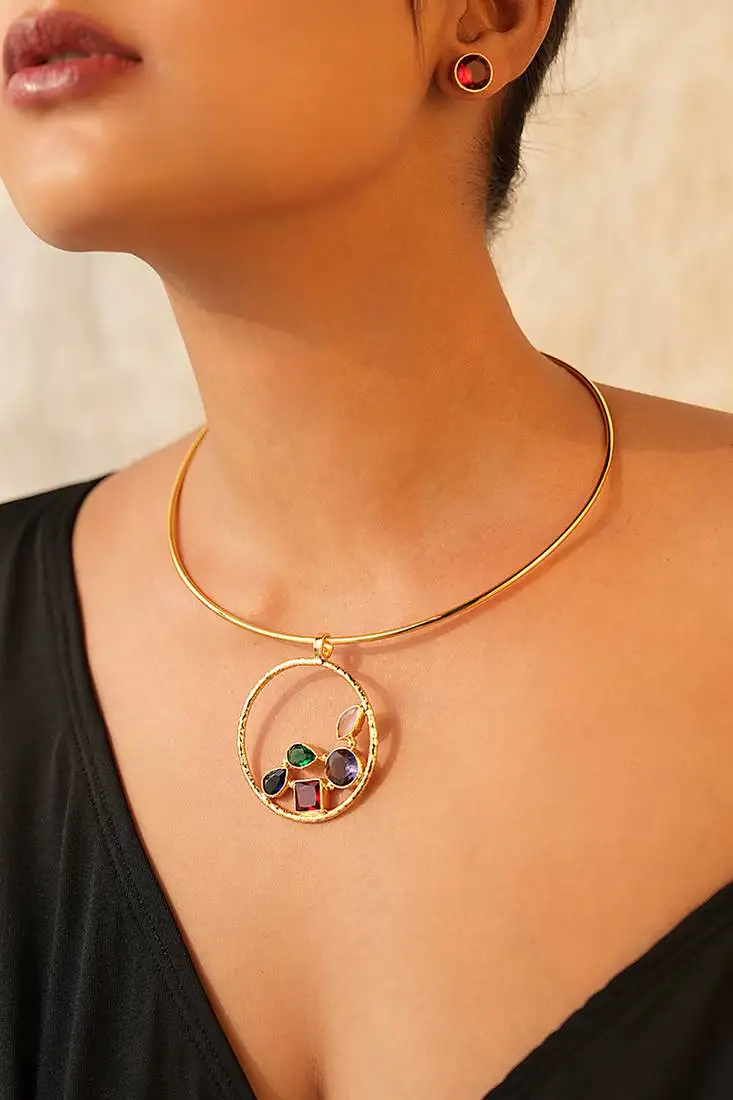 Gold-toned hasuli necklace set