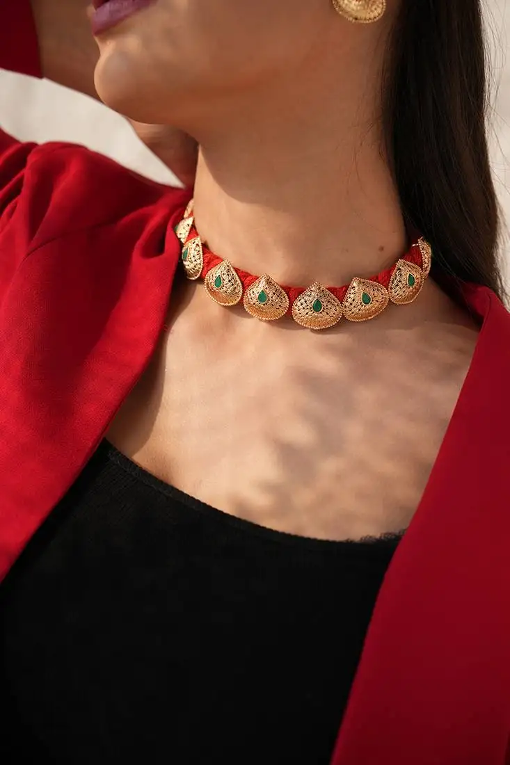 Eira threaded green gemstone choker set