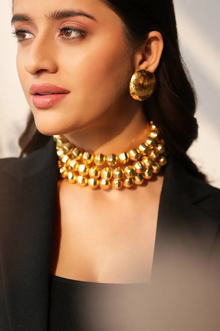 Anti tarnish golden zara beaded choker set